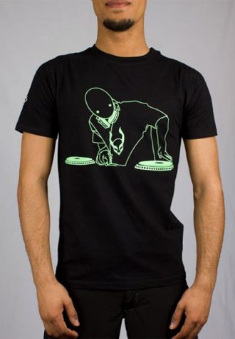 pánské černé triko s potiskem Alien DJ (£ 25)