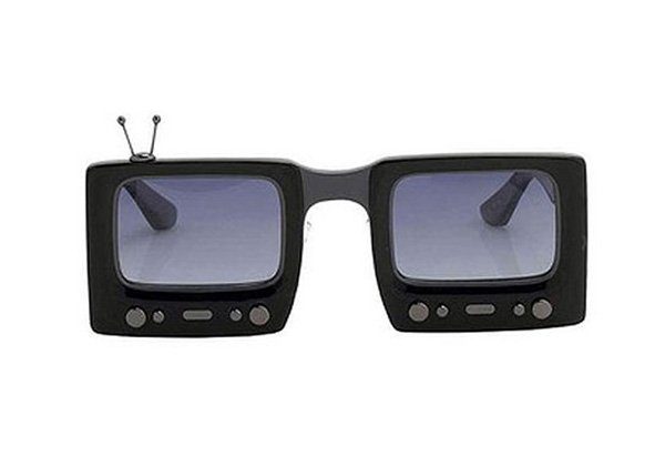 černé sluneční brýle ve tvaru obrazovek Linda Farrow