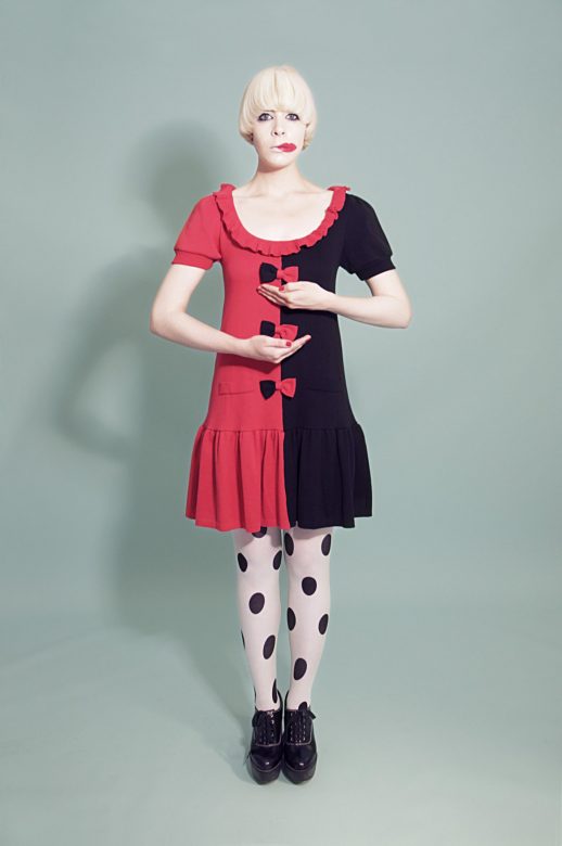 dámské červeno-černé šaty Vivetta