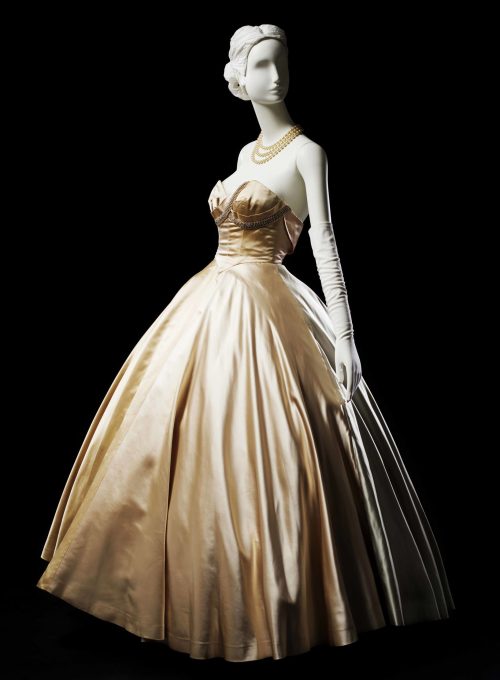 zlaté večerní šaty Main Bocher, 1951