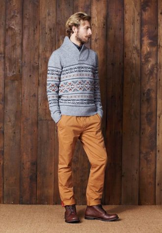pánský šedý svetr a oranžové kalhoty Ben Sherman