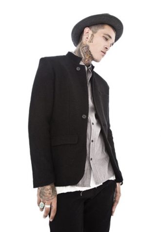 pánské černé sako, šedá košile a klobouk Beautiful Fül