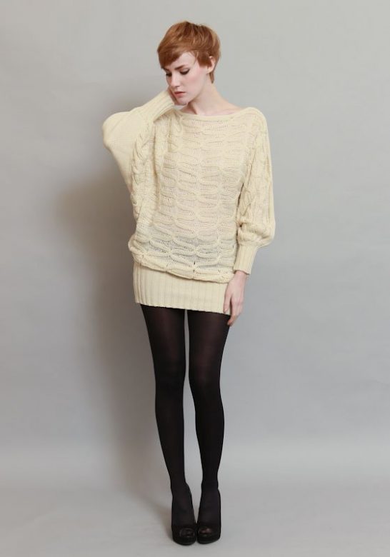 dámský bílý pletený svetr (£ 52)