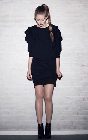 černé šaty Bibi Chemnitz