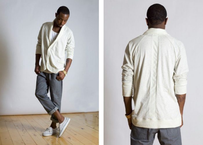 pánský bílý svetr na zapínání a šedé kalhoty B-Scott Design